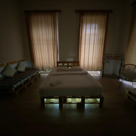 Downtown Room Tbilisi Exteriör bild