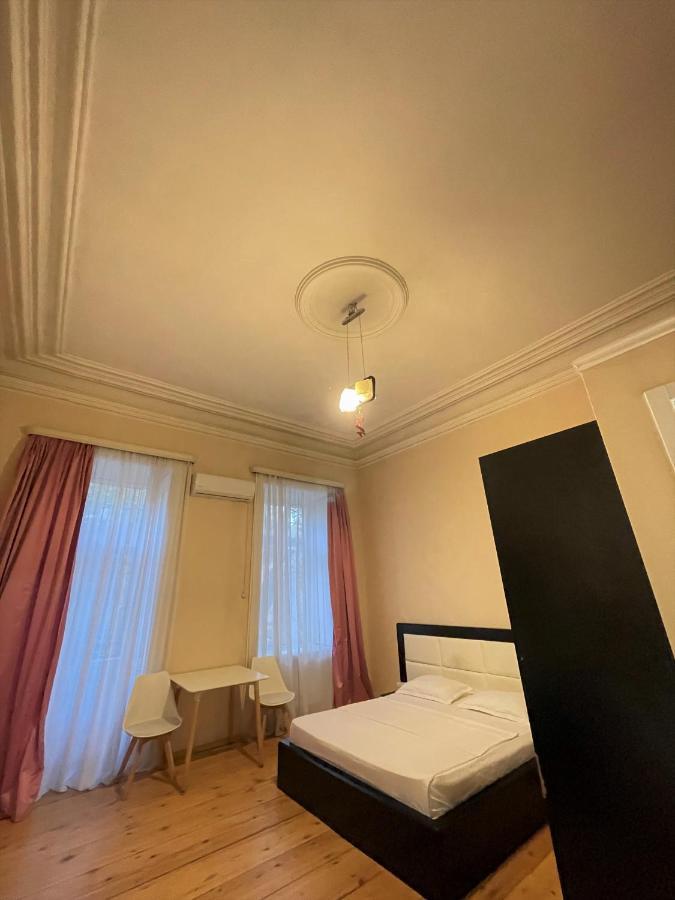 Downtown Room Tbilisi Exteriör bild
