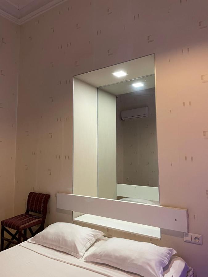 Downtown Room Tbilisi Exteriör bild