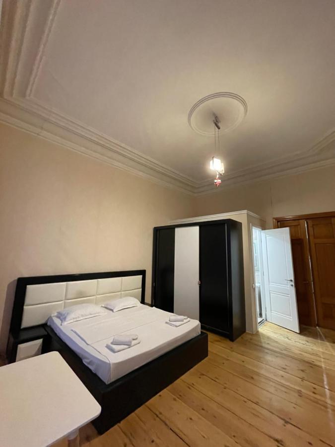 Downtown Room Tbilisi Exteriör bild