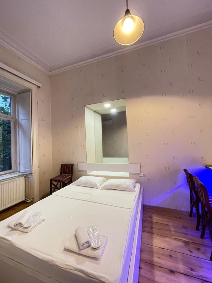 Downtown Room Tbilisi Exteriör bild