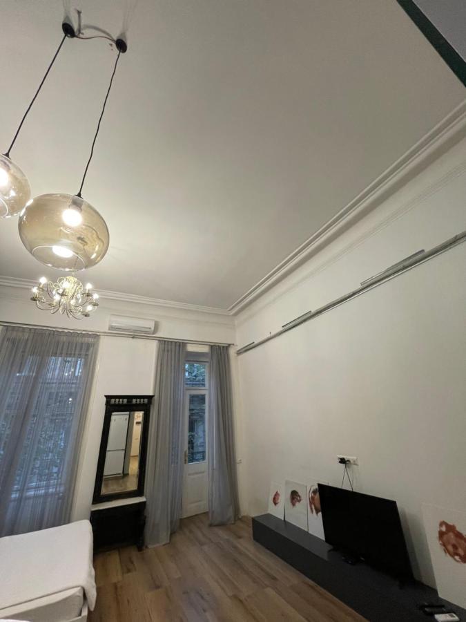 Downtown Room Tbilisi Exteriör bild