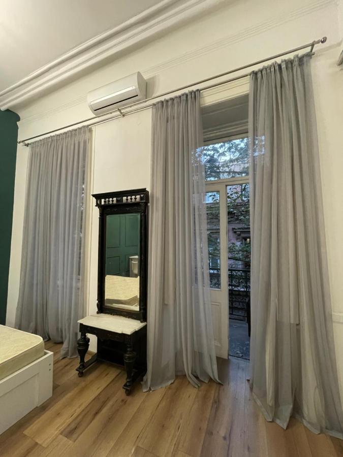 Downtown Room Tbilisi Exteriör bild