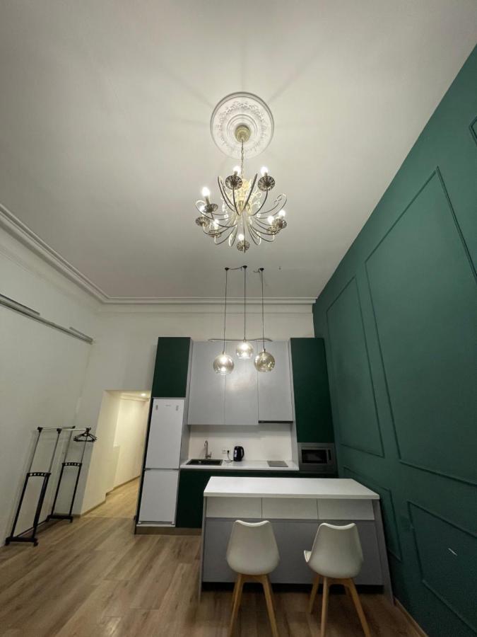Downtown Room Tbilisi Exteriör bild