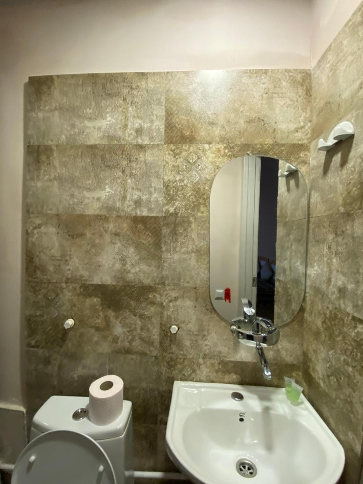 Downtown Room Tbilisi Exteriör bild