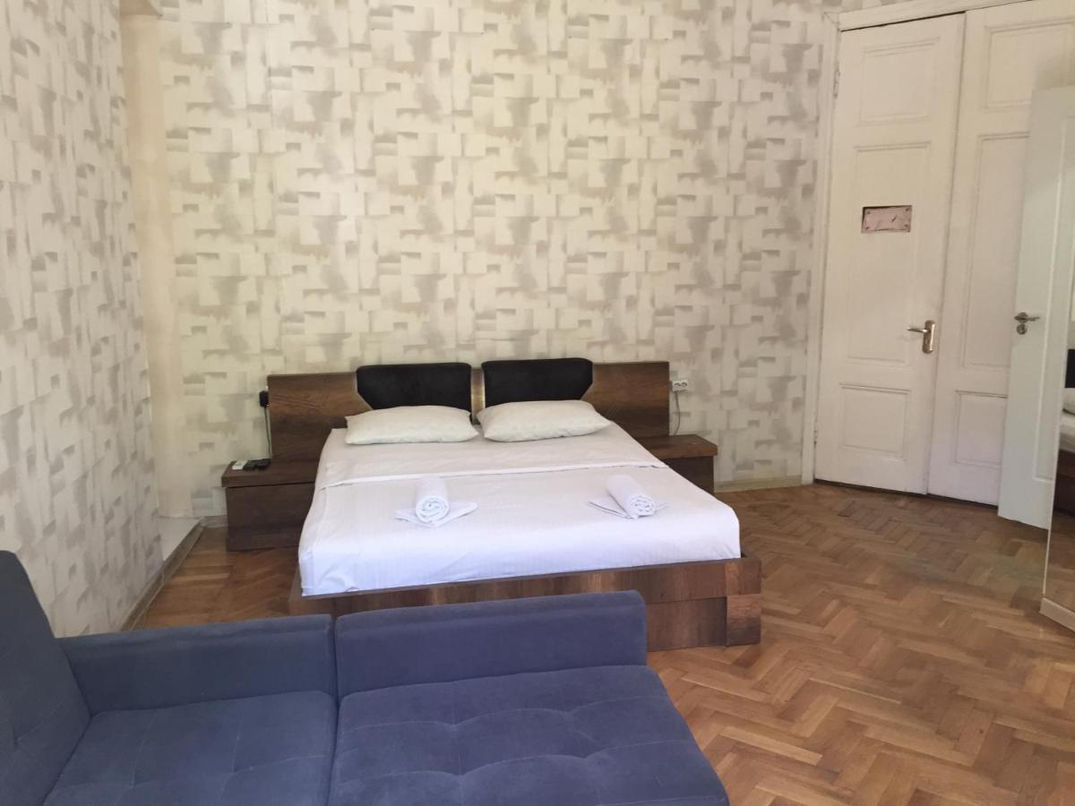 Downtown Room Tbilisi Exteriör bild