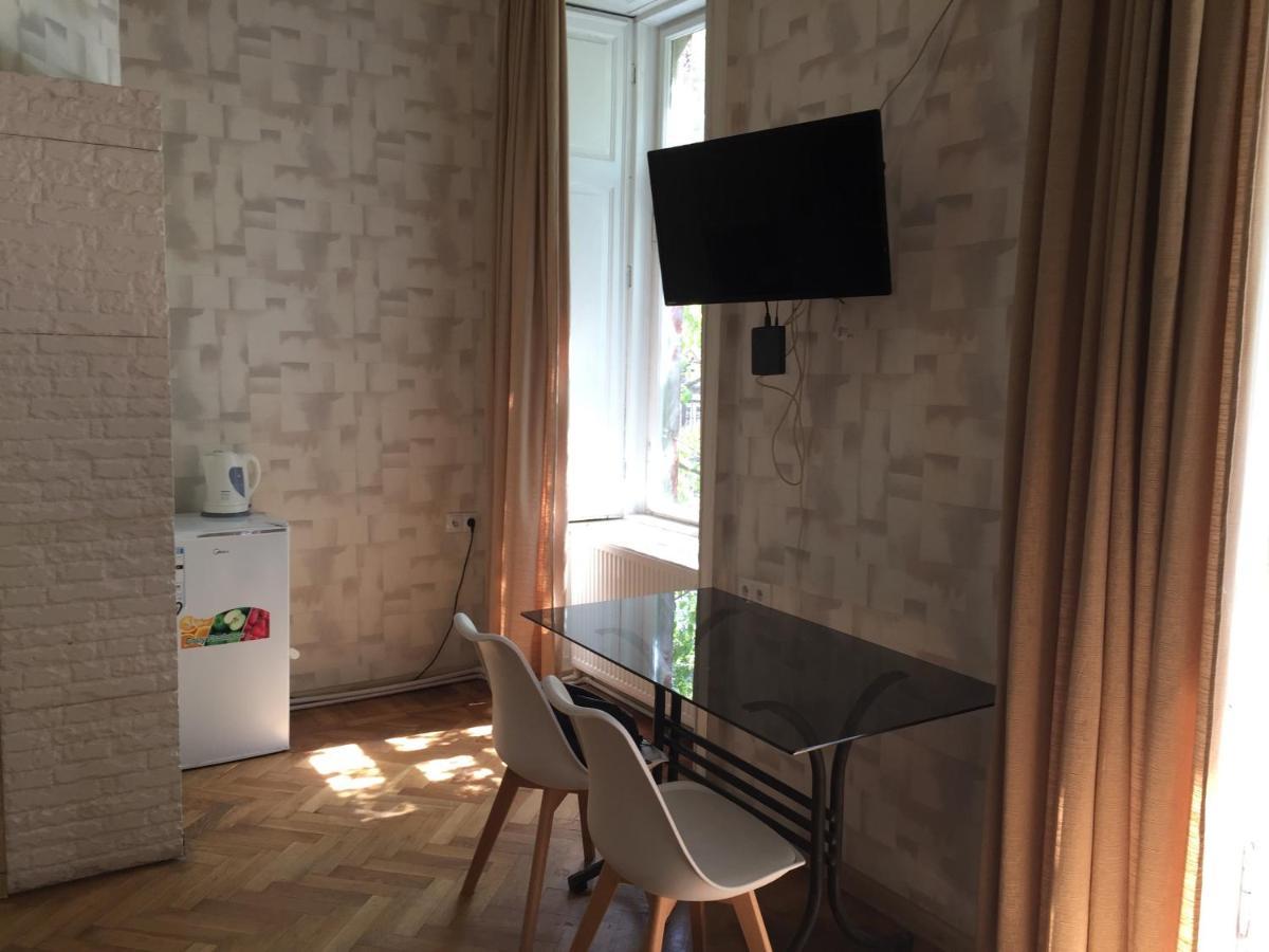 Downtown Room Tbilisi Exteriör bild